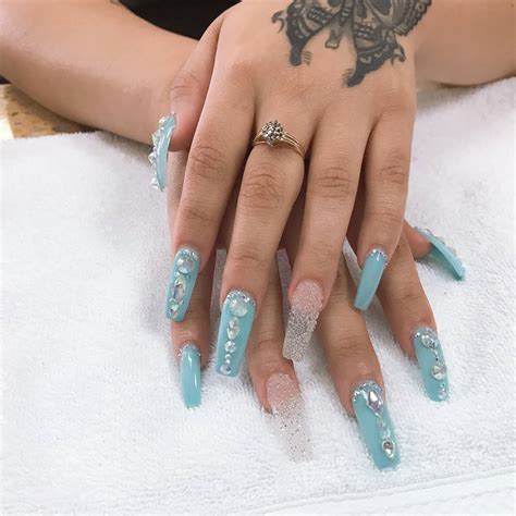 Magical Nail Foils in Victoria, Texas: A Trend Worth Trying